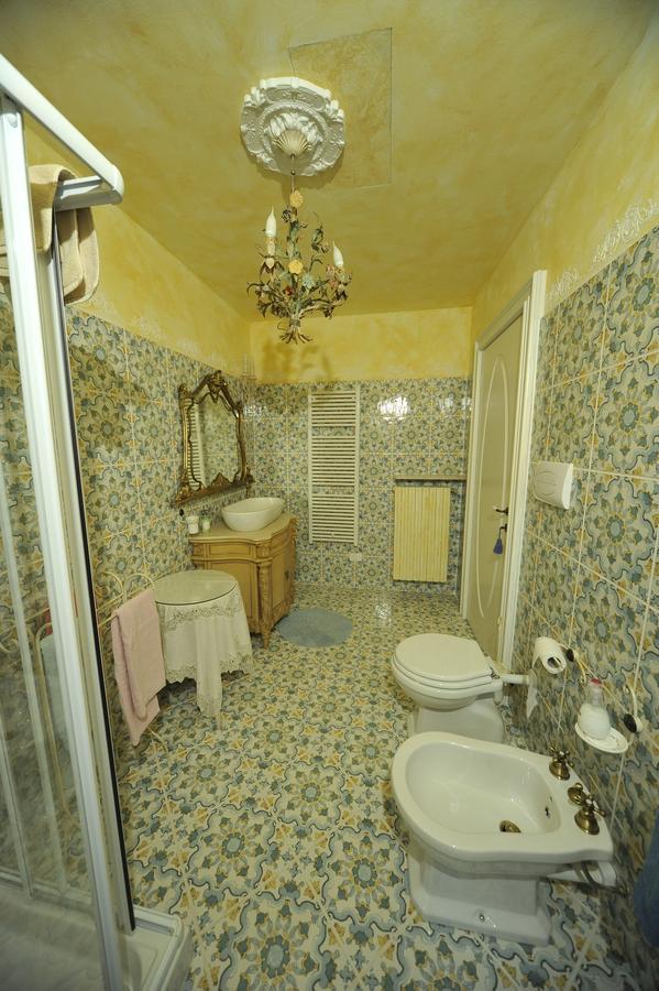 La Maison Delle Favole Дезенцано-дель-Гарда Екстер'єр фото